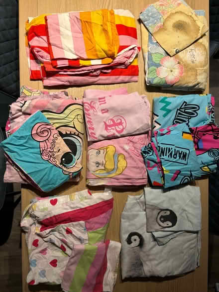 Photo of free Single duvet covers with one pillow case (Halfway G72) #1