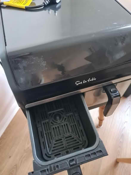 Photo of free Air fryer (Bedford) #1