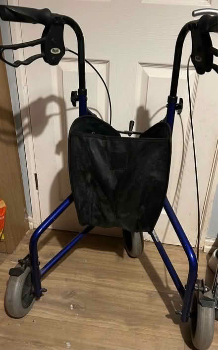 Photo of free 3 Wheeler Walking Frame (Tansley DE4) #1