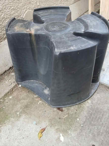 Photo of free Stand for waterbutt (Broadwater) #1