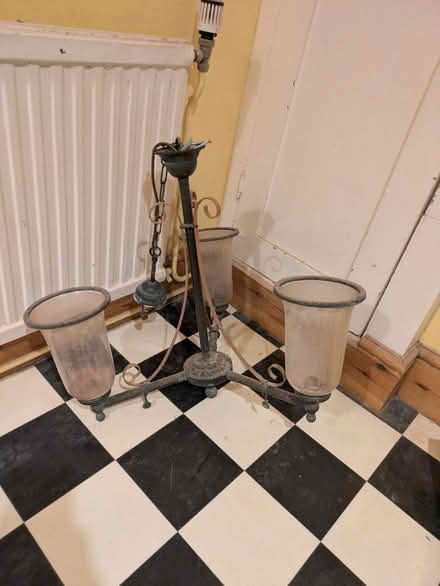 Photo of free Pendant light (Malvern WR14) #1