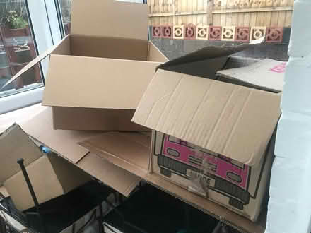 Photo of free Boxes and bubble wrap (Horsehay TF4) #1