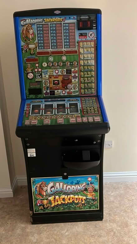 Photo of free Working fruit machine (PE31) #1