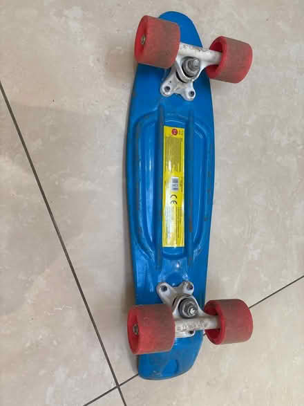 Photo of free Children’s skateboard (Southfields SW19) #3
