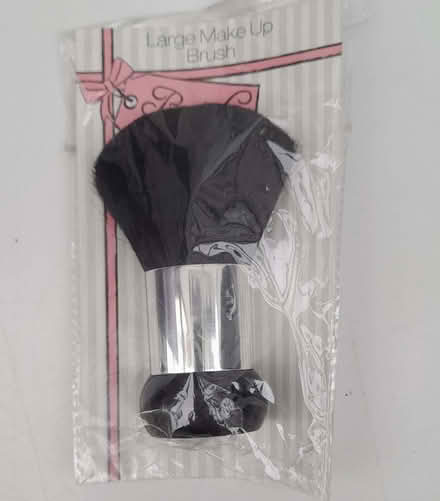 Photo of free Large make-up brush unused in original wrapping (Bernards Heath AL1) #1