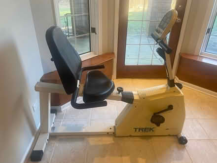 Photo of free Trek 2000 Recumbent Exercise Bike (Darien - near 75th x Cass Ave.) #3