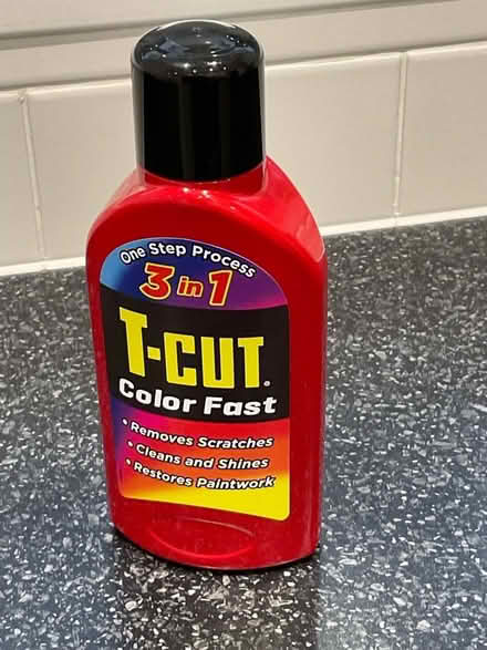 Photo of free T-Cut 3 in 1 paint restorer RED (Beaconsfield HP9) #1