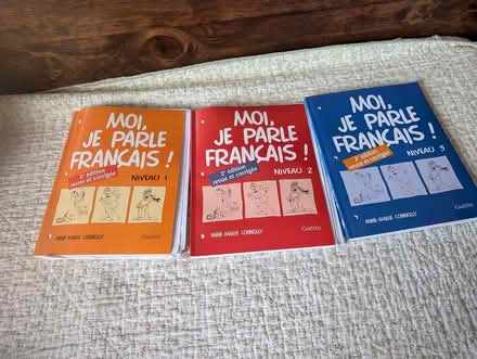 Photo of free Resources for learning French (Clearview Ave. at Ellendale) #1