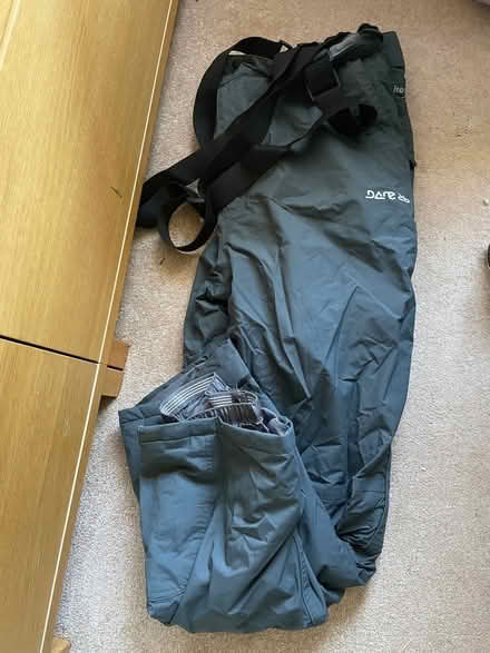 Photo of free Ski wear (jackets, salopettes etc.) (North Ascot SL5) #4