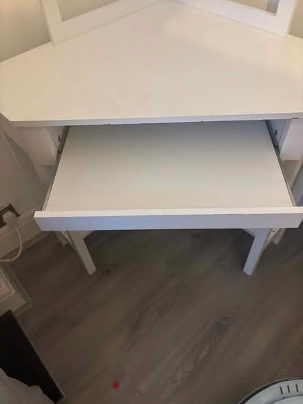 Photo of free Kids corner desk (Leigh on sea) #4
