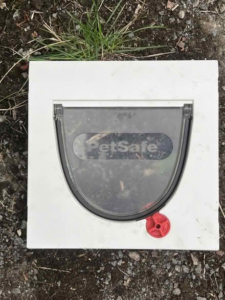 Photo of free Cat flap (Thrupp) #1