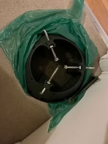 Photo of free Christmas tree base (GU22) #1