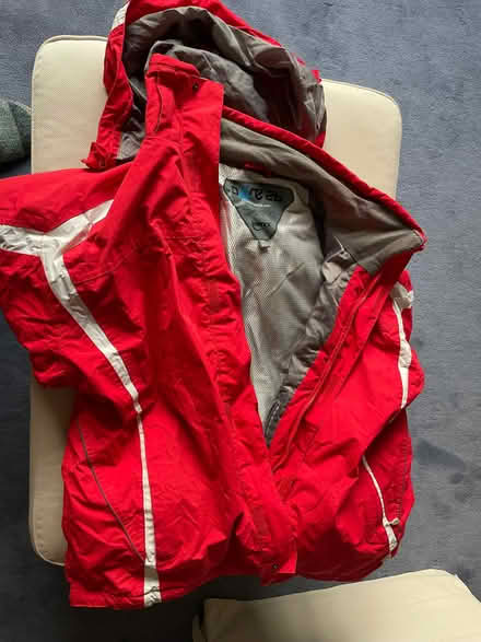 Photo of free Ski wear (jackets, salopettes etc.) (North Ascot SL5) #3