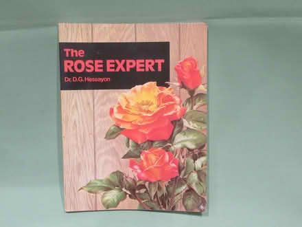 Photo of free 4 gardening books (Studley B80) #3