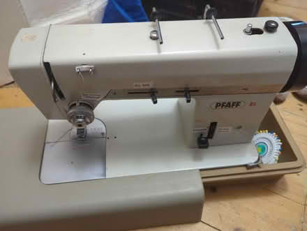 Photo of free Pfaff 84 sewing machine (Pilrig EH7) #1