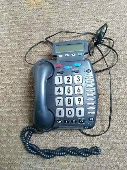 Photo of free Bigbutton phone (Barnes SW13) #1