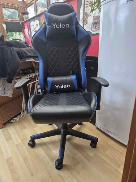 Photo of free gaming chair (Long Eaton NG10) #1