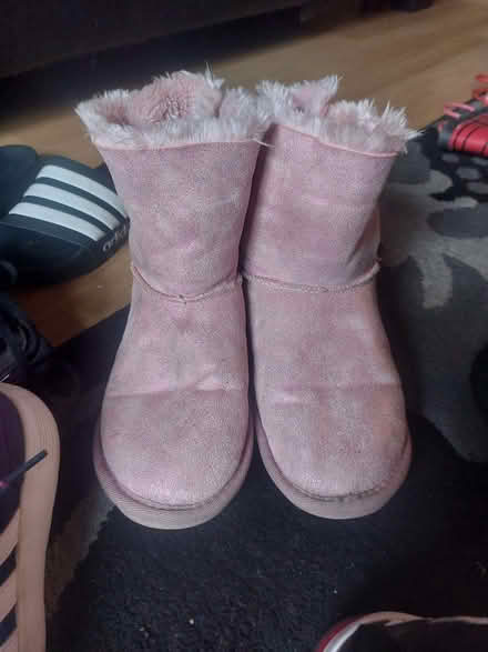 Photo of free Uggs boots pink size 3 (Bulwell NG6) #1