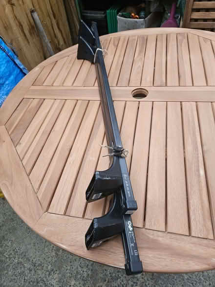 Photo of free Cruz roof bars (Copthorne SY3) #1