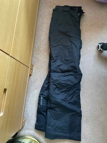 Photo of free Ski wear (jackets, salopettes etc.) (North Ascot SL5) #1