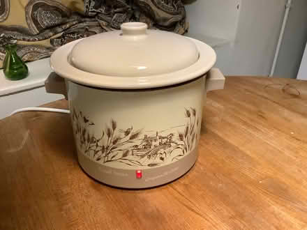 Photo of free Vintage 1980s Slow Cooker (Abingdon OX14) #3