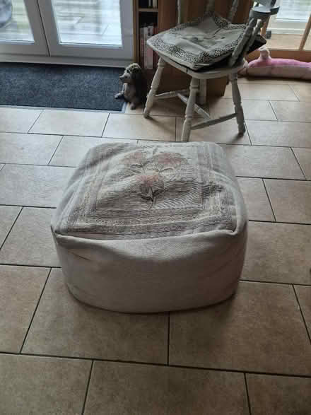 Photo of free Bean cushing (Dursley area) #2