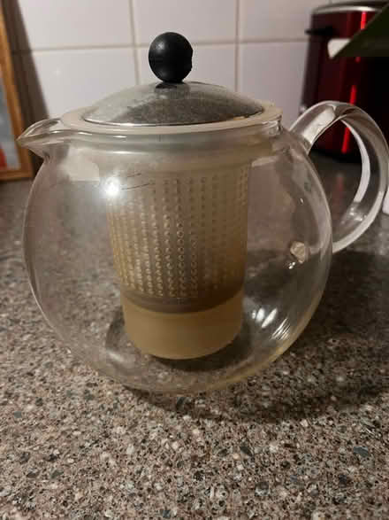 Photo of free Tea pot with strainer (IP4 Woodbridge Road) #1