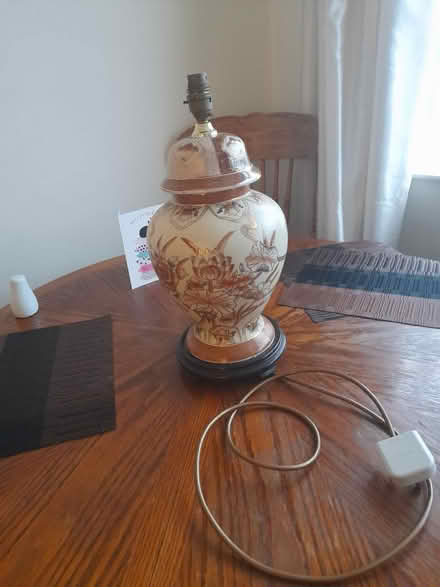 Photo of free Large Vintage Table Lamp (Orpington BR6) #1