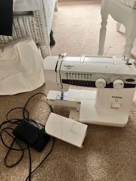 Photo of free Sewing machine (CH42 Tranmere) #1