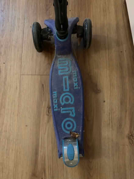 Photo of free 2 child scooters (Tadworth KT20) #4