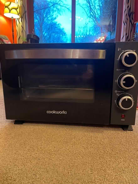 Photo of free Electric Mini Oven (Old Linslade LU7) #4