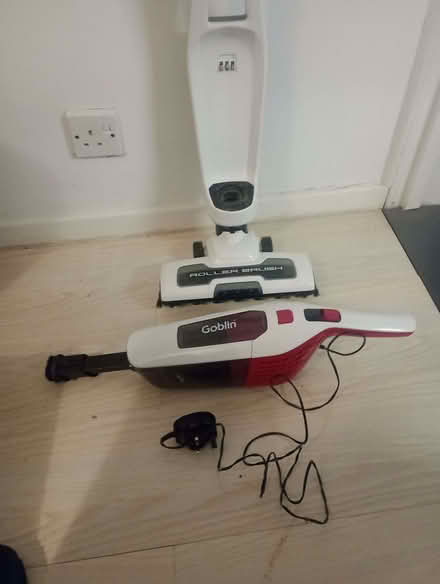 Photo of free Goblin cordless upright vacuum cleaner (Brighton Hill RG22) #2