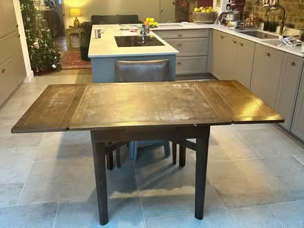Photo of free Extendable Wooden Table (TW12 - Hampton Hill) #2