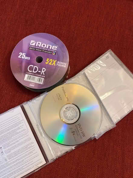 Photo of free CD-R x25 AND DVD-RW x2 (Didsbury M20) #1