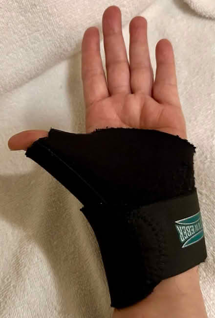 Photo of free Hely & Weber Thumb Brace (West San Jose 95128) #1