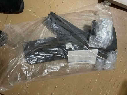 Photo of free TV Wall Bracket (Bennetts End HP3) #2