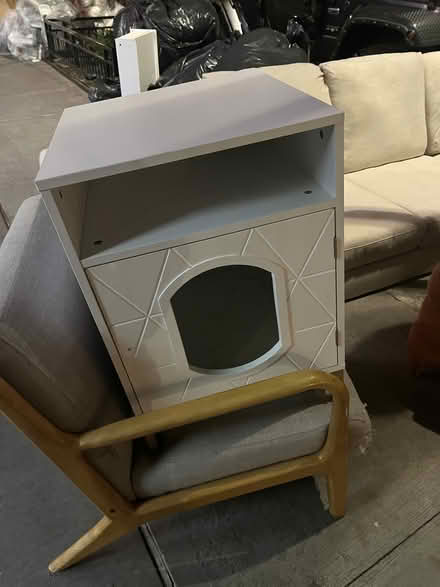 Photo of free Curb alert -- furniture (Upper East Side) #4