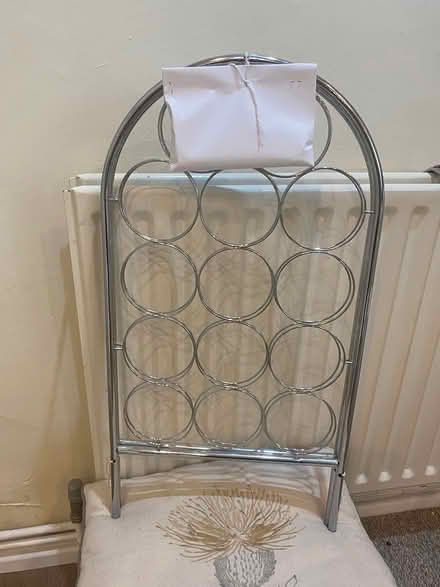 Photo of free metal frame wine rack (Ashbourne DE6) #1