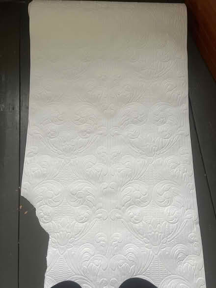 Photo of free Embossed wall/wrapping paper (Gleedless (S12)) #2