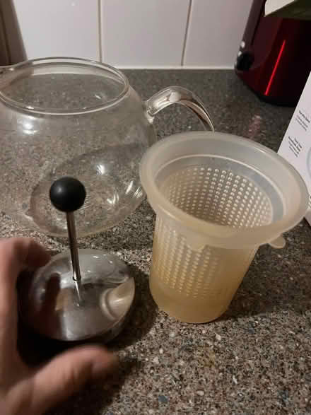 Photo of free Tea pot with strainer (IP4 Woodbridge Road) #2