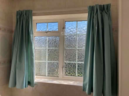 Photo of free Harrison type 5ft Curtain Rail (Spacey Houses HG3) #1