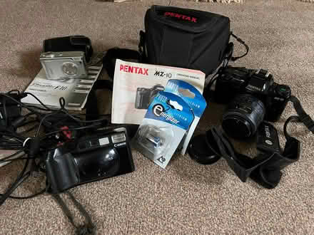 Photo of free 3 cameras (Rowsley DE4) #1