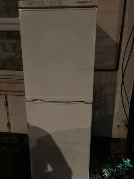 Photo of free Fridgefreezer (Battersea SW11) #3