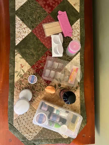 Photo of free at home acrylic nail sets (Wood Ridge) #2
