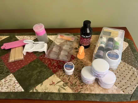 Photo of free at home acrylic nail sets (Wood Ridge) #1