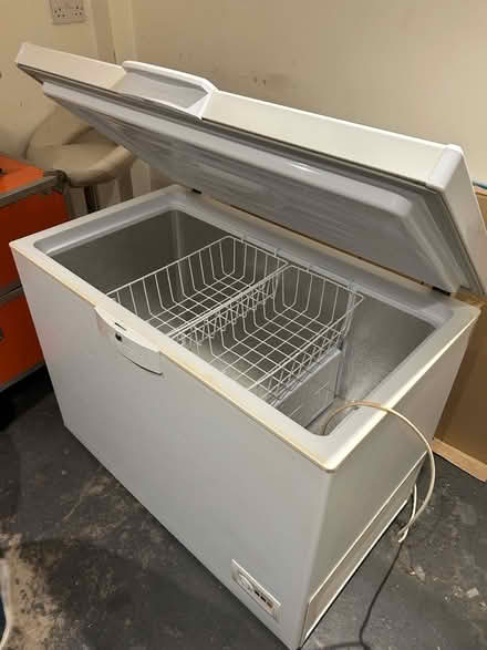 Photo of free Beko chest freezer (Horley RH6) #2