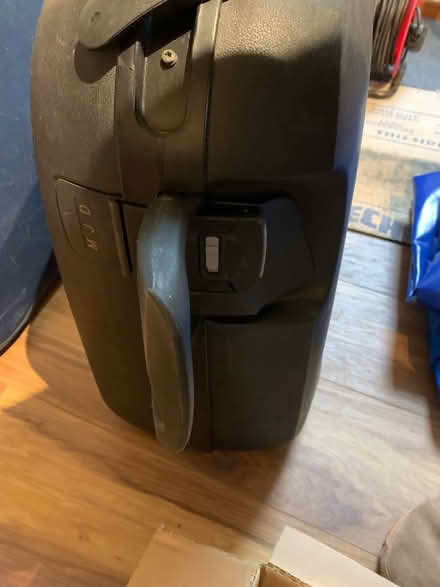 Photo of free Two samsonite hard suitcases (Five Ashes, Mayfield TN20) #4
