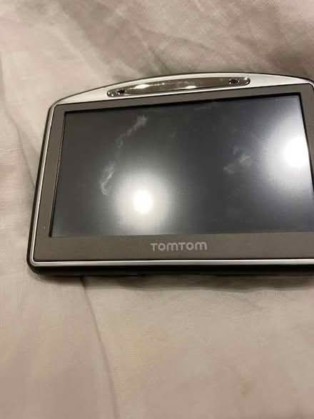 Photo of free tomtom go 520 sat nav (Brooke NR15) #2