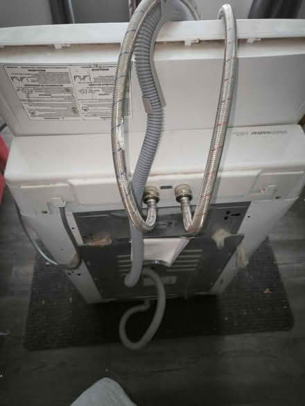 Photo of free Portable washing machine LG 2008 (Bells corners) #2