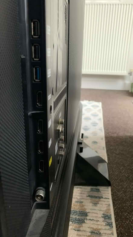Photo of free Spares or repair 4K Samsung tv (Bridlington YO16) #3